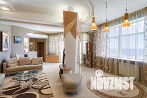 5-к квартира, посуточно, 221м2, 4/4 этаж