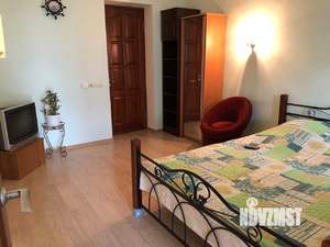 1-к квартира, посуточно, 35м2, 1/2 этаж