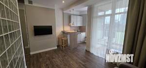 Студия квартира, посуточно, 35м2, 5/18 этаж