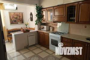 2-к квартира, посуточно, 72м2, 2/9 этаж