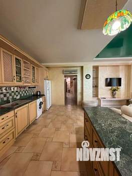 3-к квартира, посуточно, 95м2, 2/2 этаж