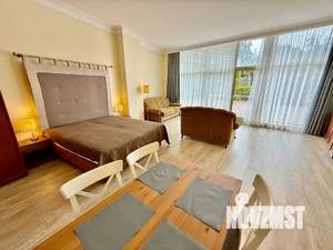 Студия квартира, посуточно, 56м2, 1/9 этаж