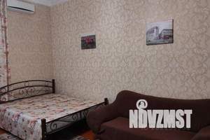 1-к квартира, посуточно, 33м2, 1/2 этаж