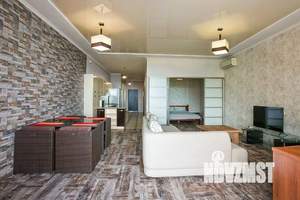 2-к квартира, посуточно, 95м2, 1/1 этаж