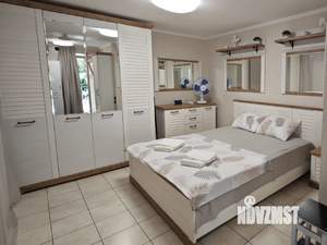 1-к квартира, посуточно, 42м2, 1/3 этаж