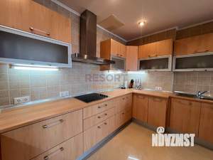 3-к квартира, посуточно, 185м2, 6/6 этаж