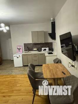 1-к квартира, посуточно, 38м2, 1/3 этаж