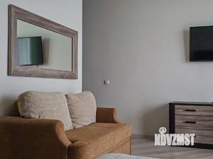 Студия квартира, посуточно, 47м2, 3/6 этаж