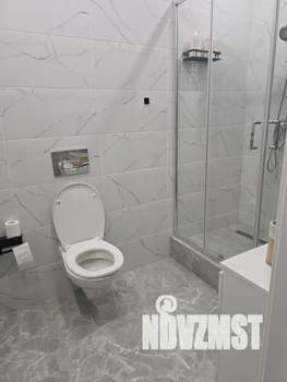Студия квартира, посуточно, 35м2, 1/7 этаж