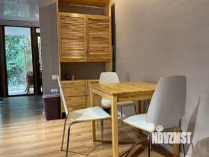 Студия квартира, посуточно, 32м2, 1/2 этаж