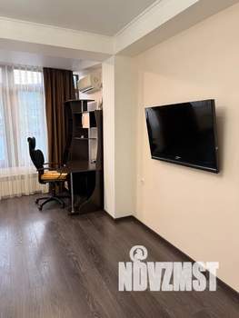 1-к квартира, посуточно, 80м2, 2/4 этаж