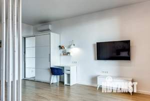 Студия квартира, посуточно, 40м2, 2/12 этаж