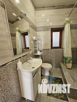 Студия квартира, посуточно, 35м2, 2/2 этаж