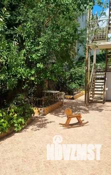 Студия квартира, посуточно, 30м2, 1/4 этаж