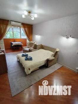 1-к квартира, посуточно, 33м2, 4/6 этаж