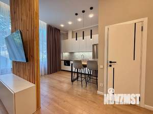 Студия квартира, посуточно, 45м2, 1/8 этаж