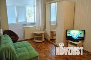 1-к квартира, посуточно, 34м2, 2/5 этаж