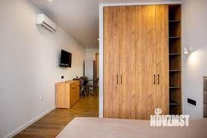1-к квартира, посуточно, 42м2, 8/18 этаж