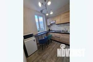 2-к квартира, посуточно, 40м2, 4/4 этаж