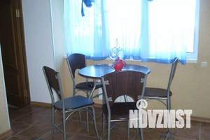 2-к квартира, посуточно, 50м2, 1/2 этаж