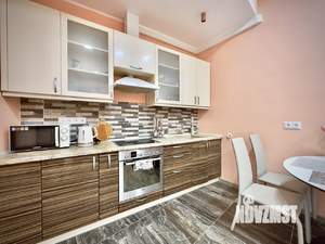 1-к квартира, посуточно, 50м2, 3/7 этаж