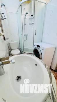 2-к квартира, посуточно, 40м2, 3/3 этаж