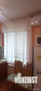 Студия квартира, посуточно, 33м2, 3/3 этаж
