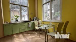 2-к квартира, посуточно, 65м2, 1/2 этаж