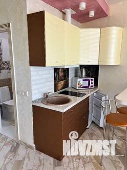 Студия квартира, посуточно, 40м2, 5/8 этаж