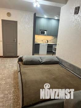 Студия квартира, посуточно, 48м2, 1/2 этаж