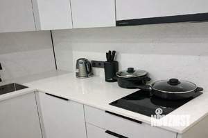 Студия квартира, посуточно, 35м2, 4/8 этаж