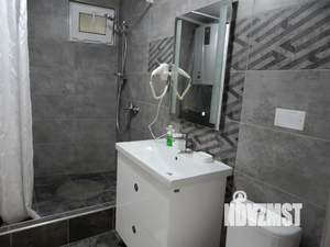 Студия квартира, посуточно, 40м2, 1/2 этаж