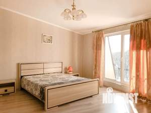 3-к квартира, посуточно, 110м2, 3/3 этаж