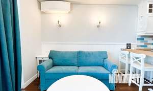 Студия квартира, посуточно, 35м2, 4/10 этаж