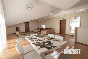 3-к квартира, посуточно, 242м2, 1/1 этаж