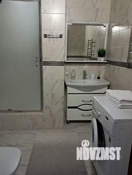 1-к квартира, посуточно, 51м2, 4/10 этаж