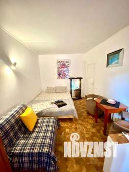 Студия квартира, посуточно, 17м2, 3/3 этаж
