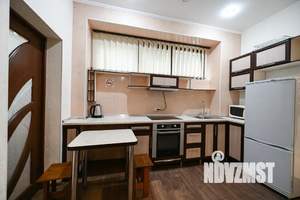 1-к квартира, посуточно, 50м2, 3/10 этаж