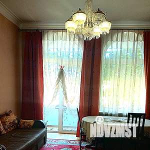 2-к квартира, посуточно, 50м2, 3/3 этаж