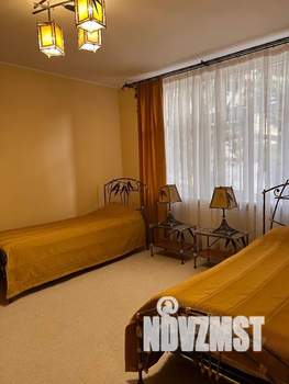 3-к квартира, посуточно, 120м2, 1/3 этаж