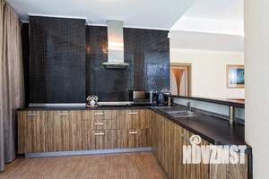 1-к квартира, посуточно, 64м2, 2/4 этаж