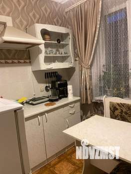 1-к квартира, посуточно, 37м2, 3/3 этаж