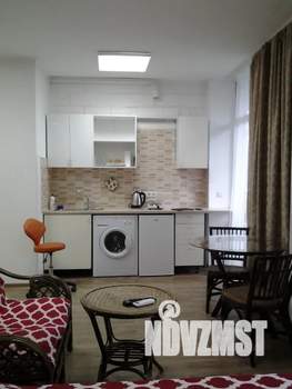 Студия квартира, посуточно, 25м2, 3/7 этаж