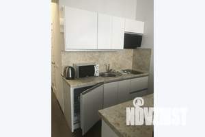 1-к квартира, посуточно, 34м2, 4/8 этаж