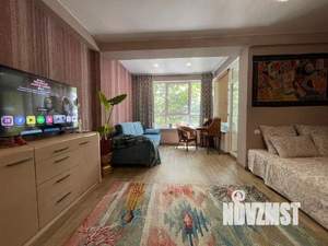 Студия квартира, посуточно, 40м2, 1/5 этаж