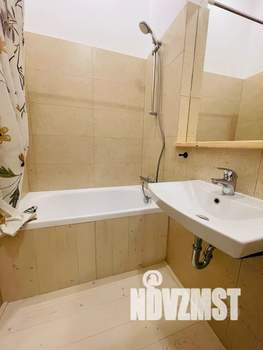 Студия квартира, посуточно, 31м2, 1/8 этаж