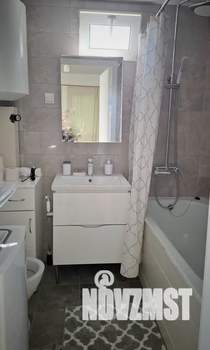 Студия квартира, посуточно, 45м2, 2/2 этаж