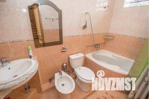 4-к квартира, посуточно, 100м2, 2/3 этаж