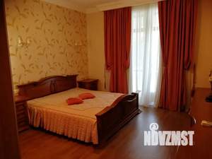 3-к квартира, посуточно, 110м2, 3/3 этаж