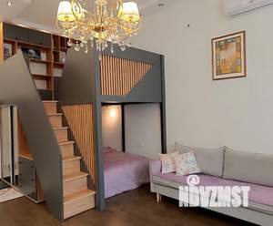 Студия квартира, посуточно, 42м2, 2/3 этаж